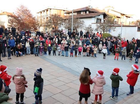 Accensione albero di Natale