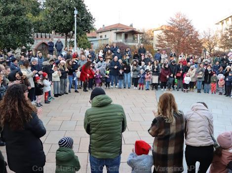 Accensione albero di Natale