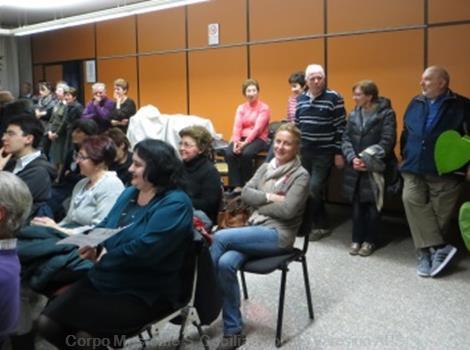 Tra il pubblico si riconosce il sindaco Daniela Grimoldi